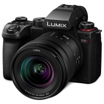 Panasonic Lumix DC-S5 II